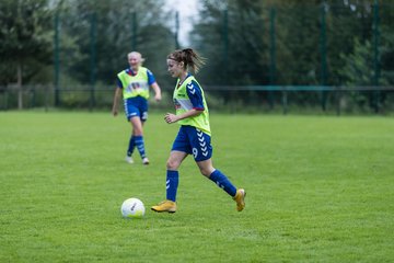 Bild 321 - B-Juniorinnen VfL Pinneberg - HSV : Ergebnis: 1:4